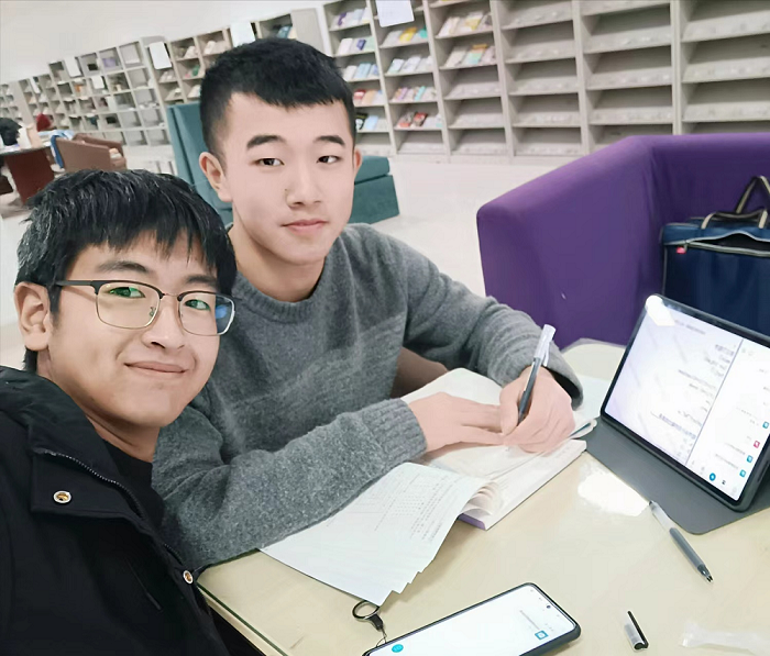 我校推荐报送全国第五届“闪亮的日子——青春该有的模样”大学生就业创业人物