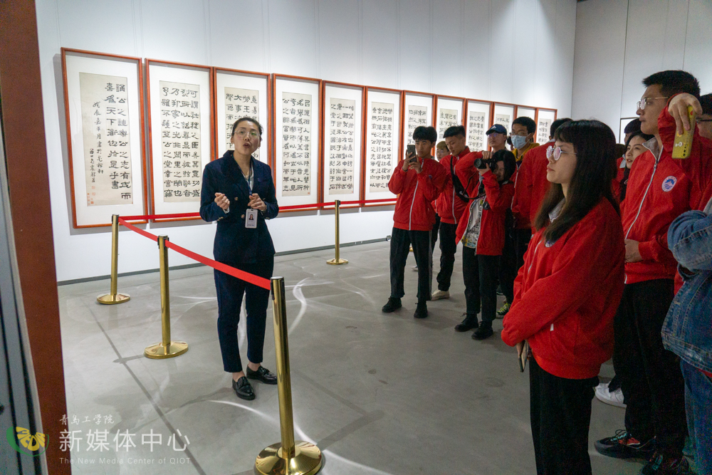 校馆合作共建育人新基地 青岛工学院与青岛宝龙美术馆举办校企合作签约仪式 校馆合作共建育人新基地 青岛工学院与青岛宝龙美术馆举办校企合作签约仪式