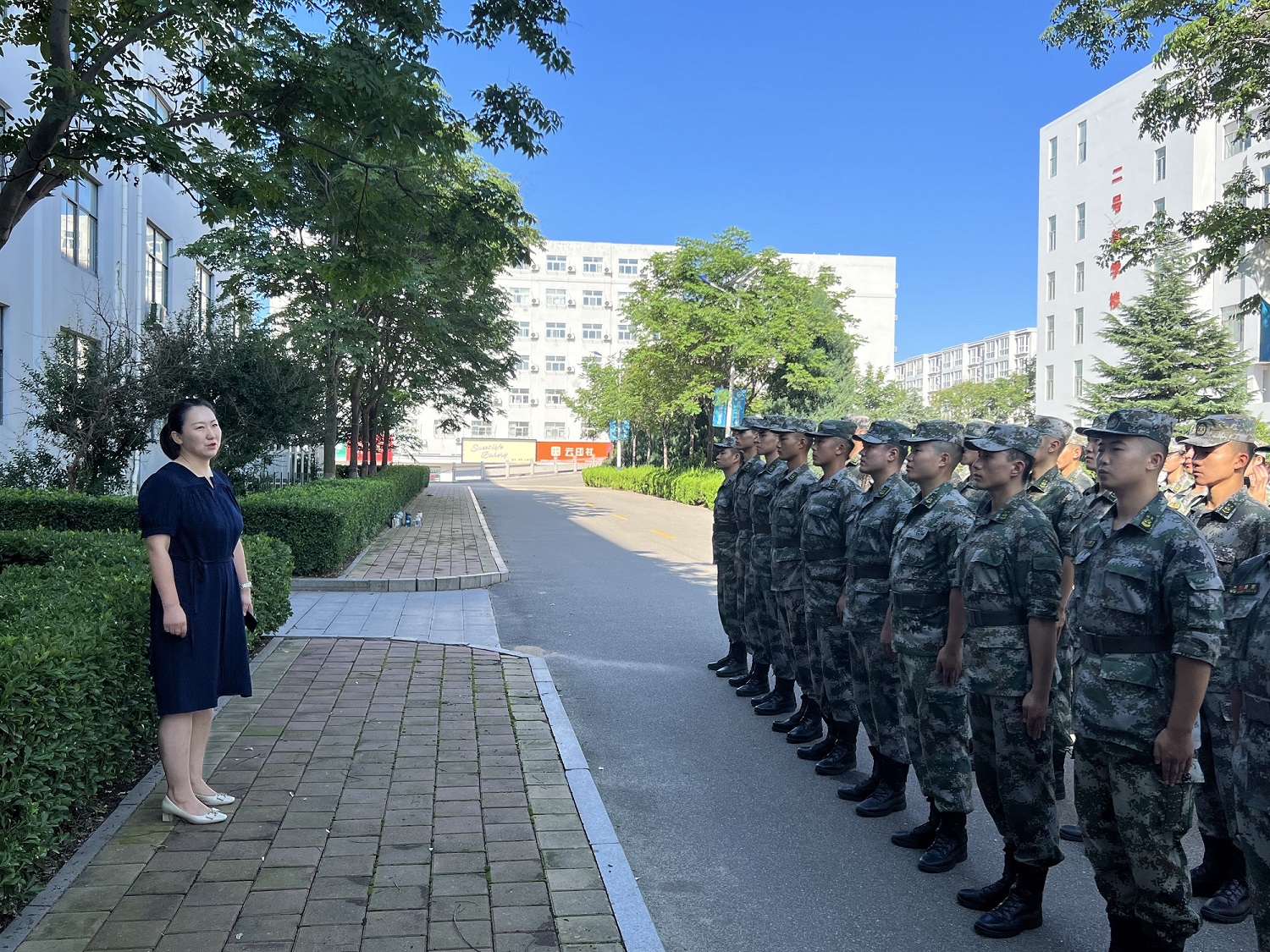 新征程，扬帆起航——青岛工学院组织开展兄弟连集训动员大会