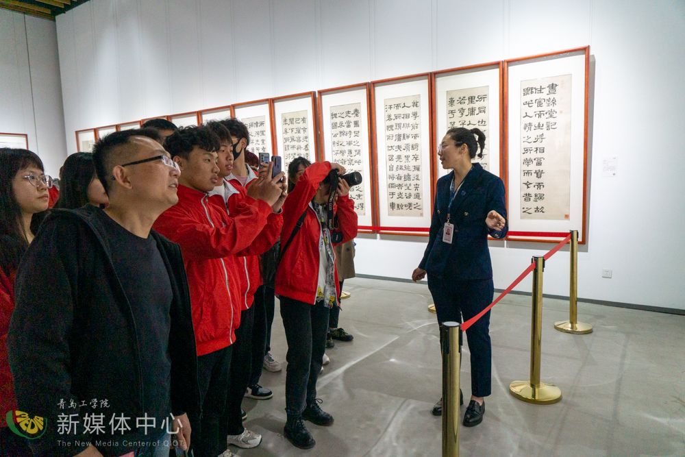 校馆合作共建育人新基地 青岛工学院与青岛宝龙美术馆举办校企合作签约仪式 校馆合作共建育人新基地 青岛工学院与青岛宝龙美术馆举办校企合作签约仪式