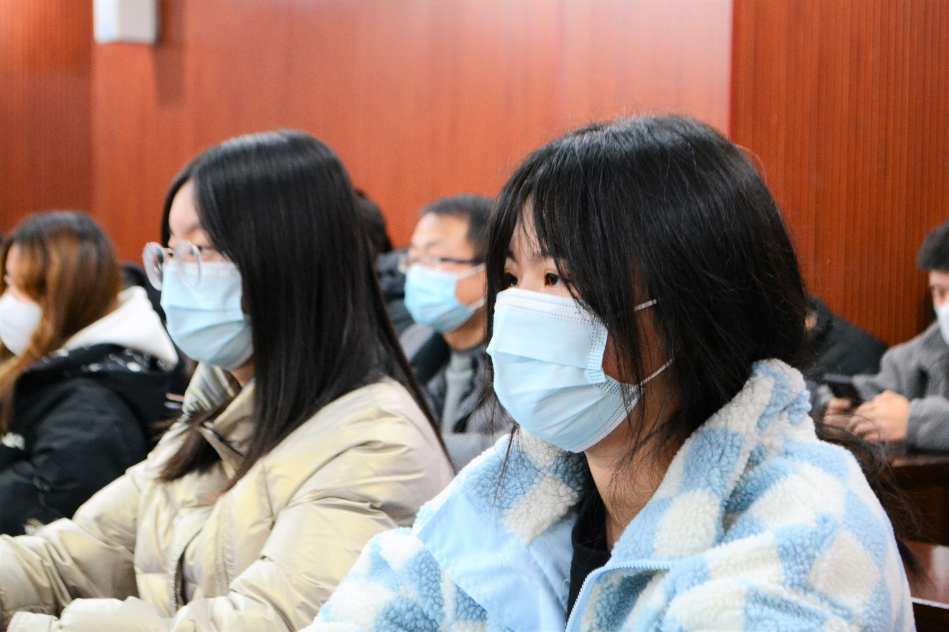 《人民日报》打造思政教育体系新模式,青科大与青岛工学院签约共建马克思主义学院 《人民日报》打造思政教育体系新模式,青科大与青岛工学院签约共建马克思主义学院
