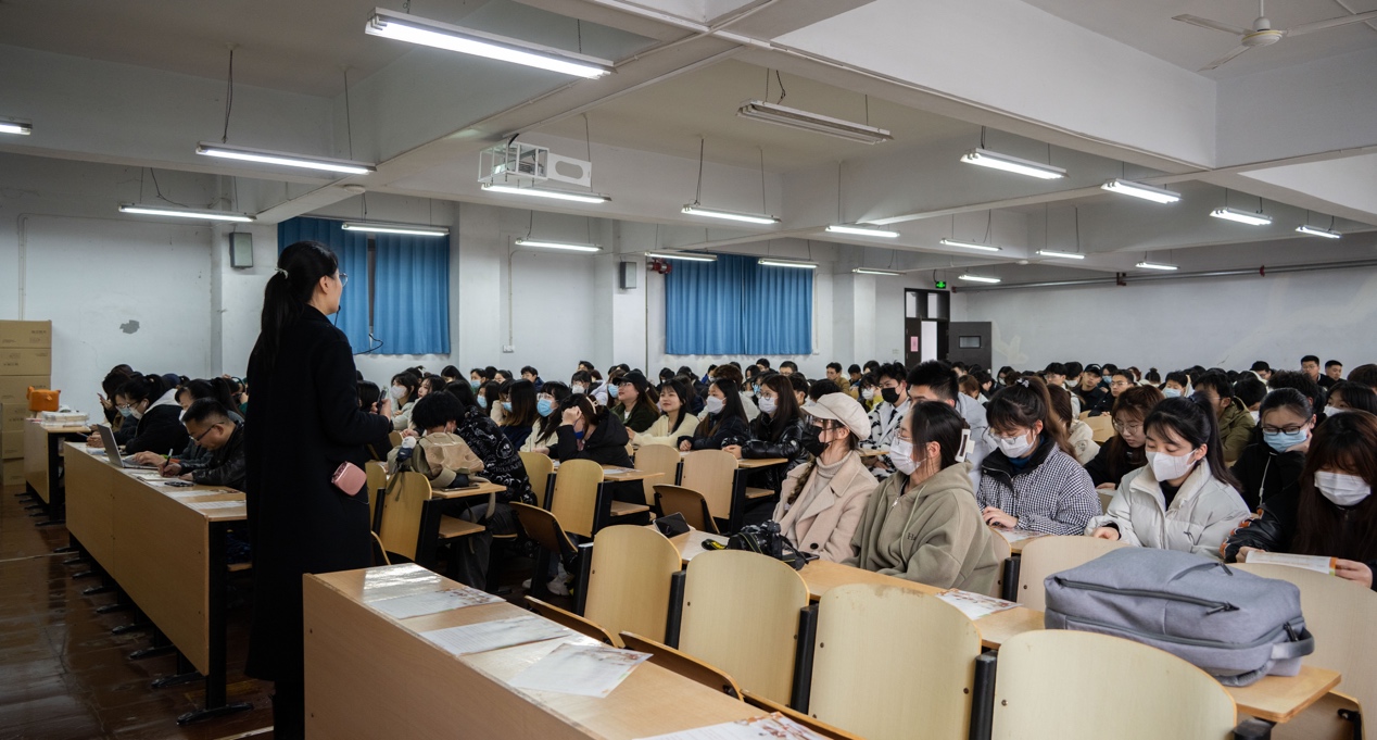 深化校企合作，建设应用型本科——“维莎原木”卓越工程师班举行开班仪式