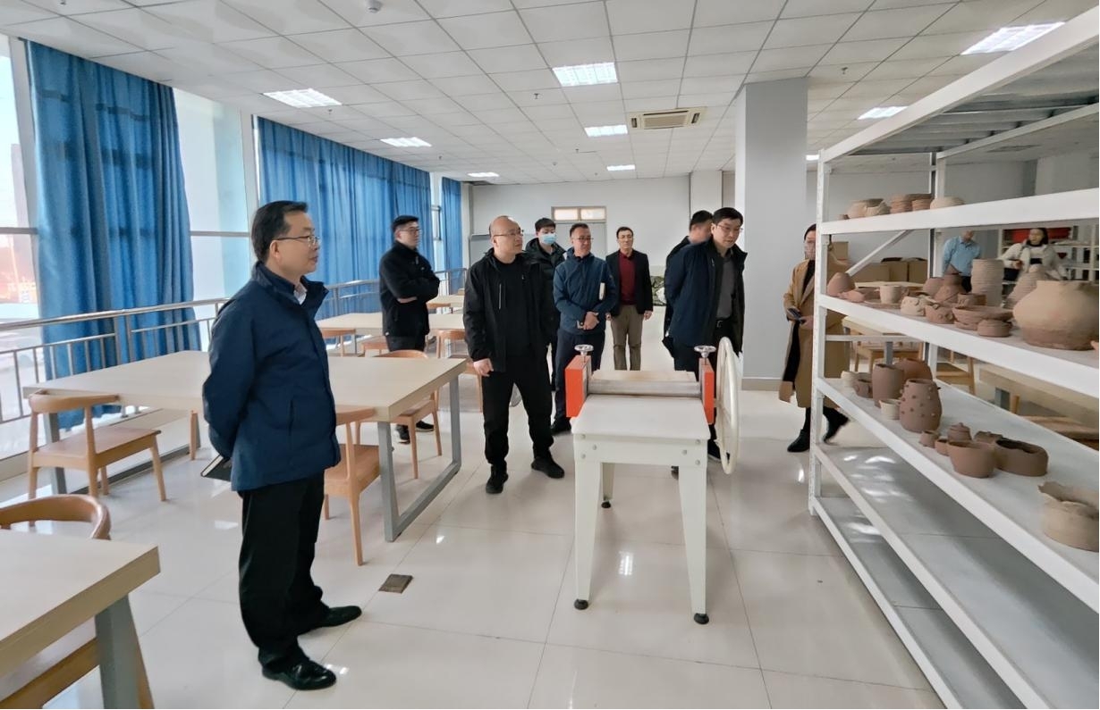 青岛市教育局来我校调研检查中央支持地方高校改革发展资金项目 青岛市教育局来我校调研检查中央支持地方高校改革发展资金项目
