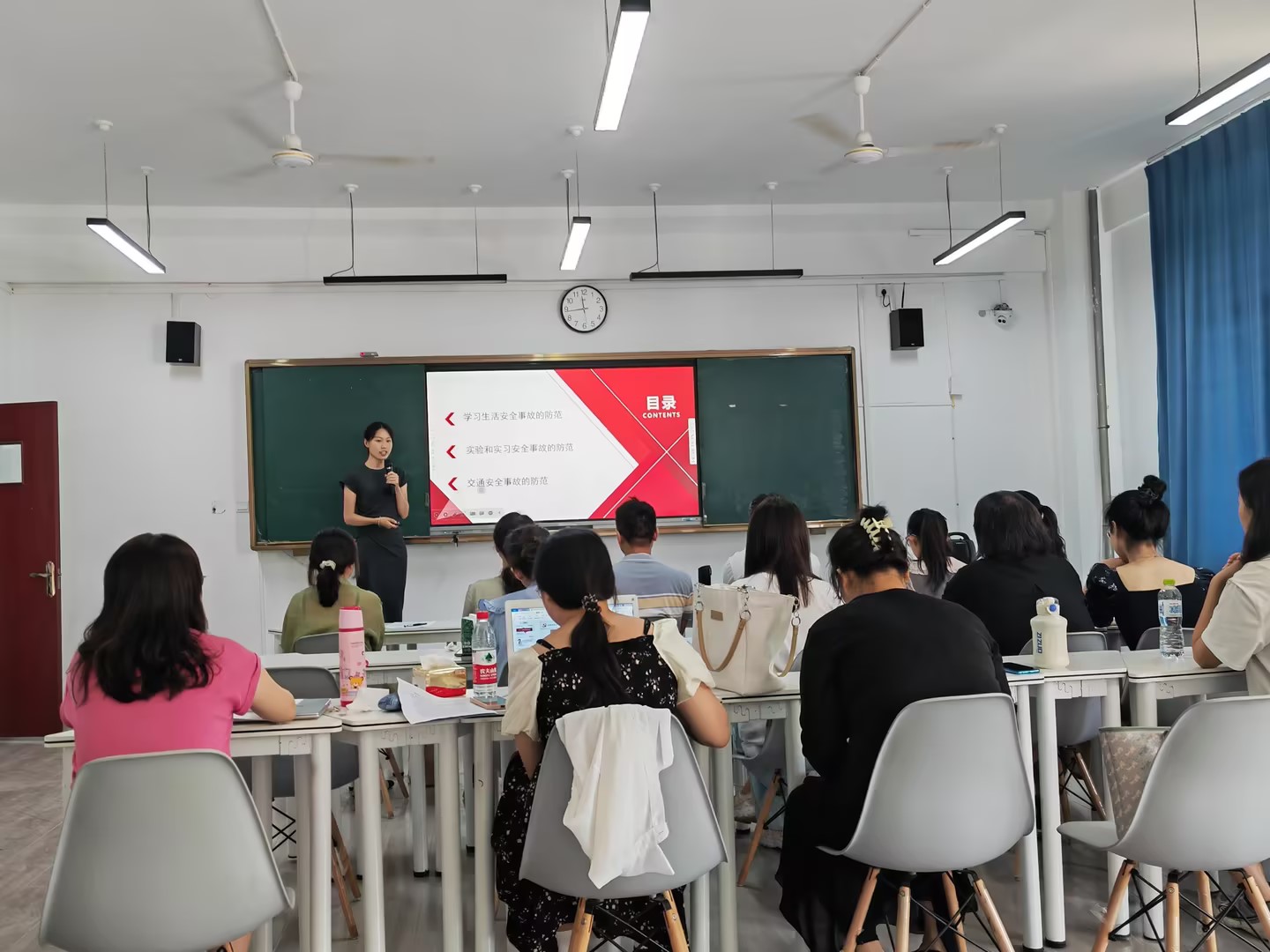 凝“新”聚力 初试锋芒——基础教育学院开展新教师课前试讲活动 凝“新”聚力 初试锋芒——基础教育学院开展新教师课前试讲活动
